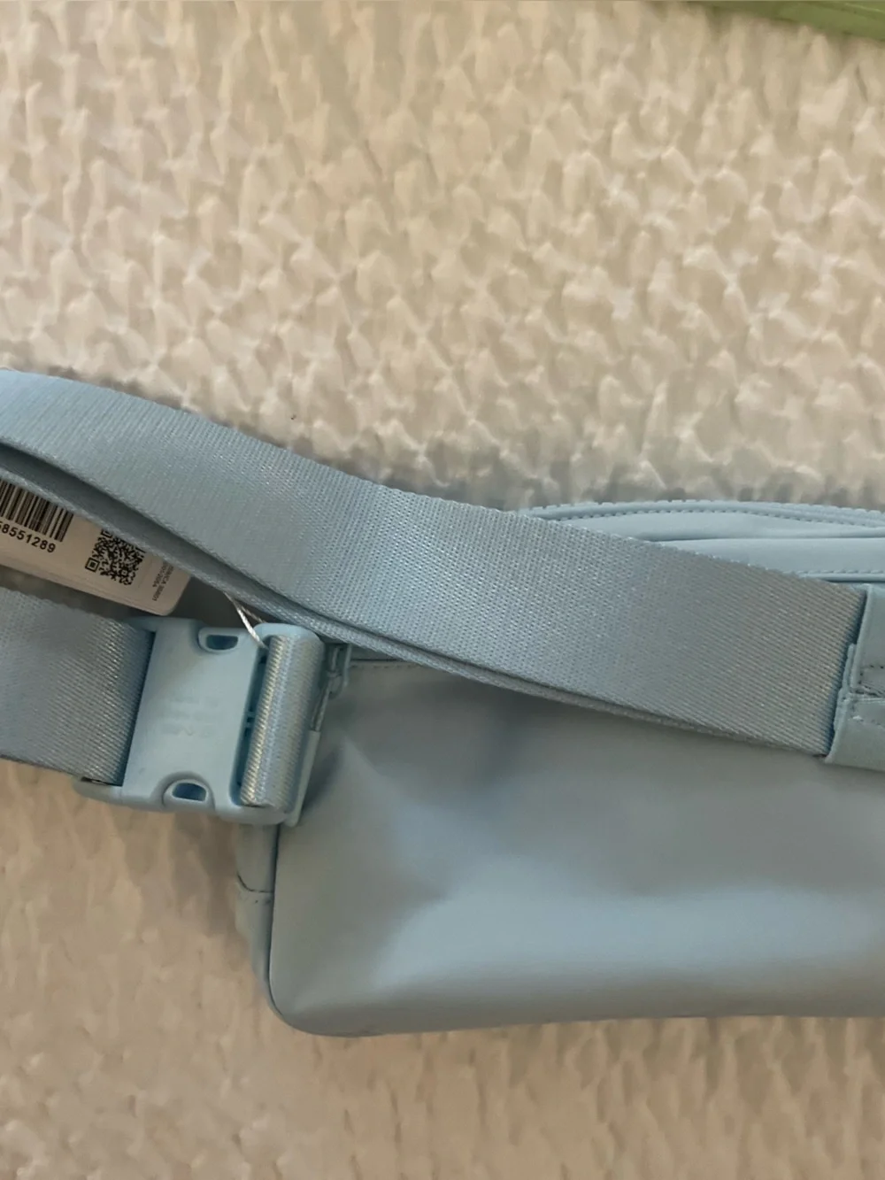 Lululemon Everywhere Belt Bag 1L Foam Cloud